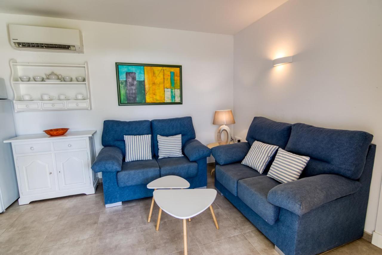 Apartamentos Las Golondrinas กาลาเอนบอสช์ ภายนอก รูปภาพ
