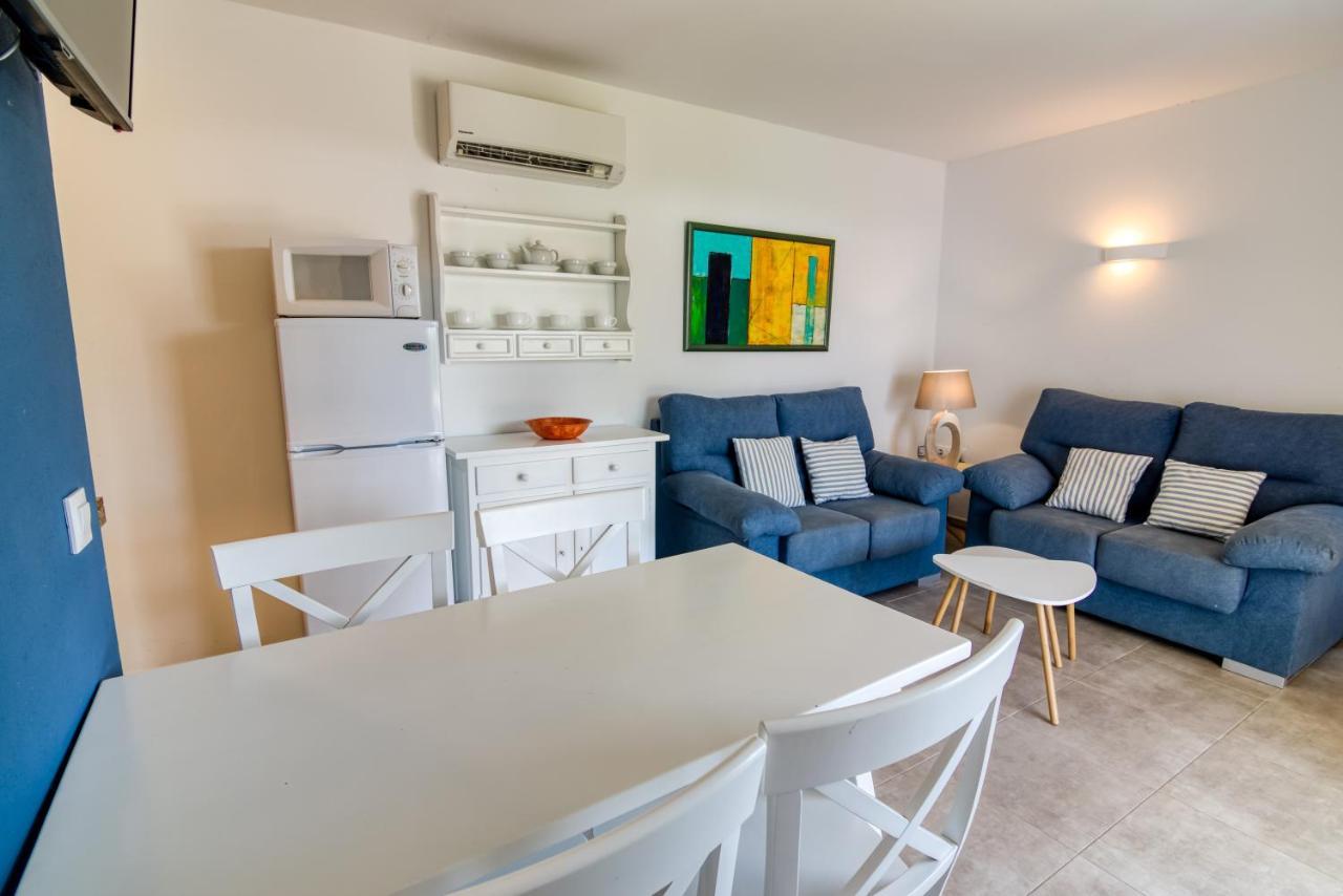 Apartamentos Las Golondrinas กาลาเอนบอสช์ ภายนอก รูปภาพ
