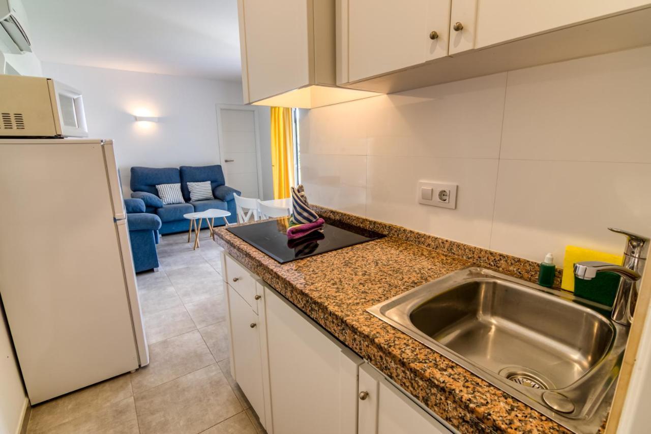 Apartamentos Las Golondrinas กาลาเอนบอสช์ ภายนอก รูปภาพ