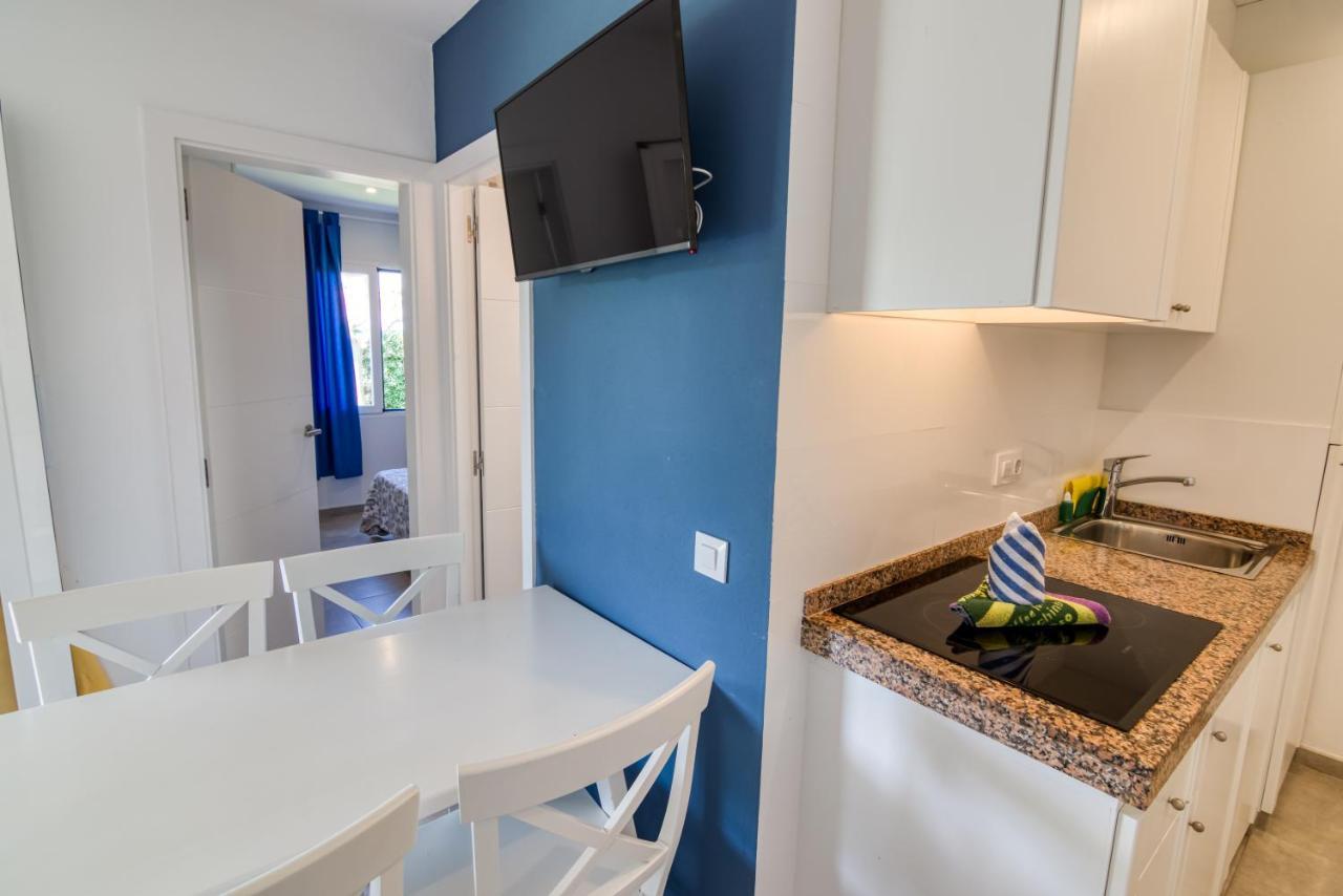 Apartamentos Las Golondrinas กาลาเอนบอสช์ ภายนอก รูปภาพ